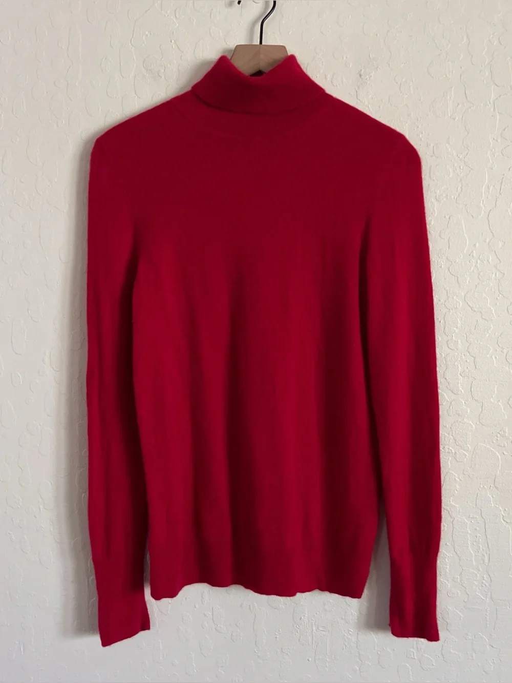 Apt. 9 100% Cashmere Long Sleeve Turtleneck Sweater Medium Red Classic Preppy